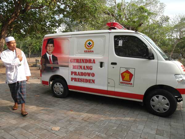 An ambulace advertising Indonesian presidential candidate Prabowo Subianto